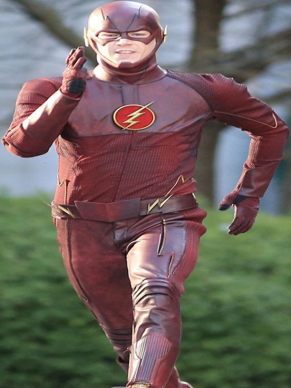 First Shots Of Grant Gustin Wearing 'The Flash' Costume