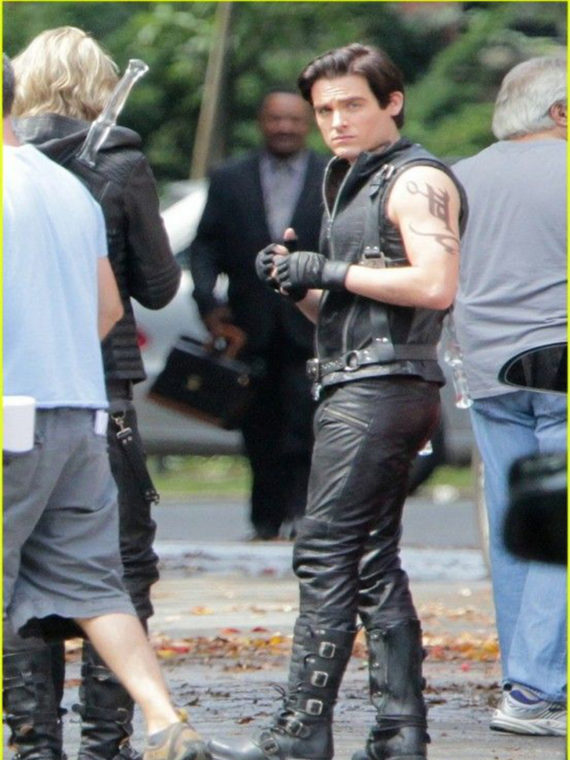 Kevin Zegers The Mortal Instruments Vest