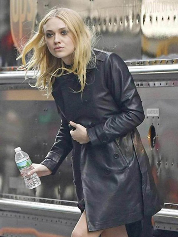 Dakota Fanning Oceans 8 Black Coat