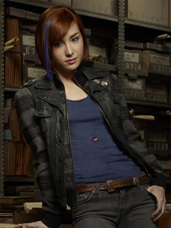 Allison Scagliotti 13 Claudia Donovan Vest