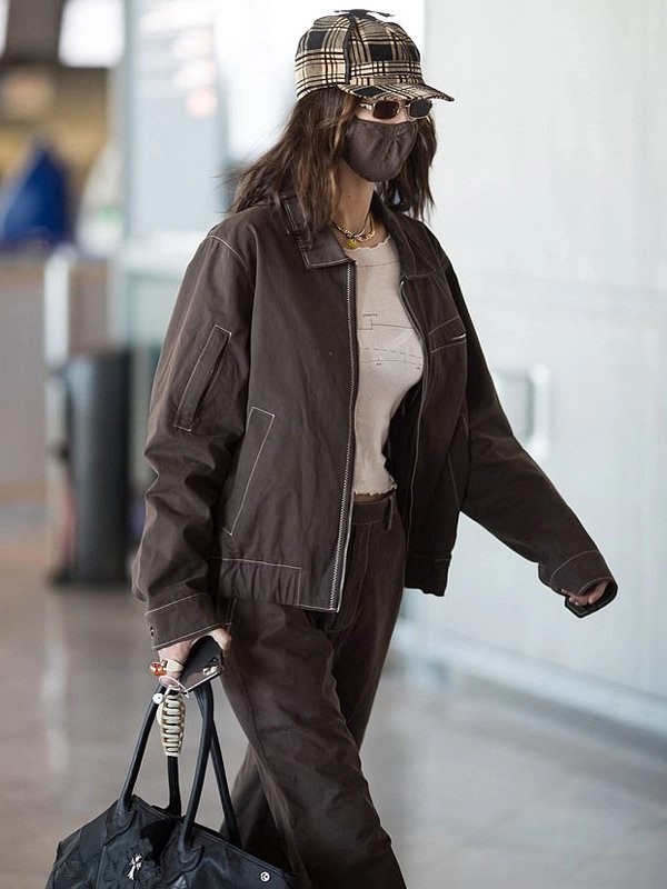 Airport-Look-Bella-Hadid-Brown-Jacket