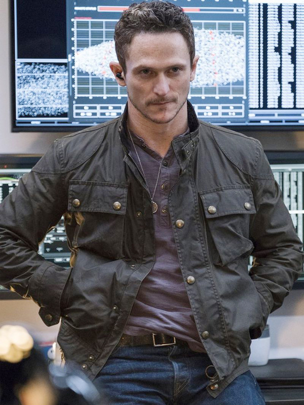 Jonathan-Tucker-Tv-Series-Debris-Bryan-Beneventi-Black-Jacket