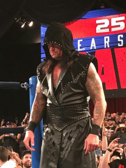 Undertaker-Returns-To-Raw-Black-Vest-416x555