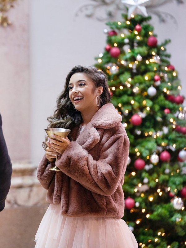 12-Dates-of-Christmas-Faith-Fernandez-Fur-Jacket