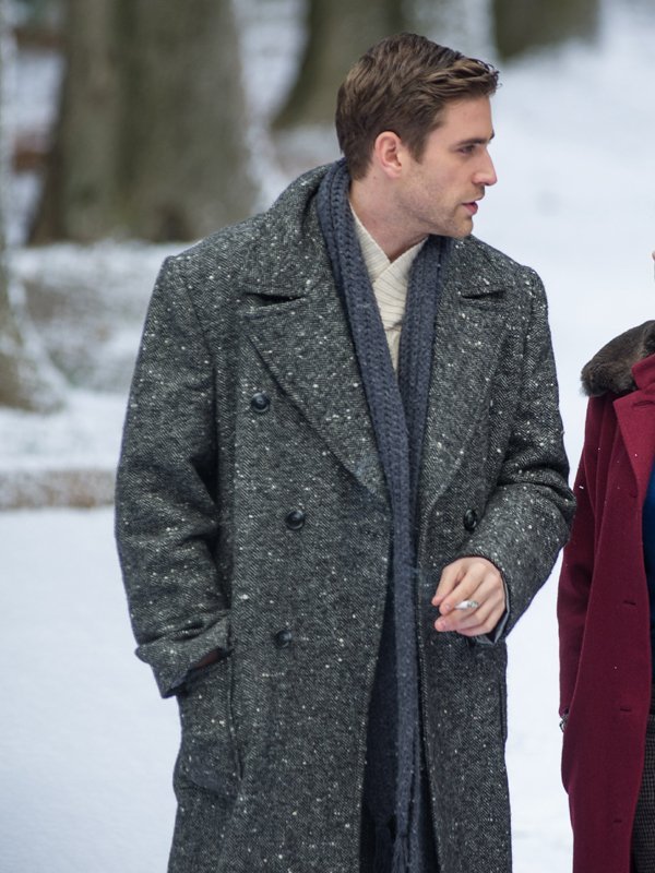 Despite-the-Falling-Snow-Oliver-Jackson-Cohen-Long-Coat