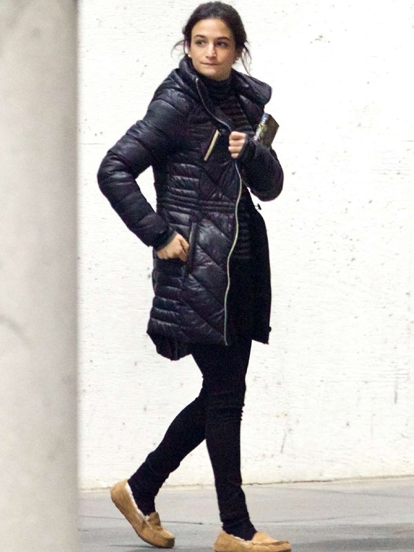 Jenny-Slate-Venom-Dr.-Dora-Skirth-Black-Puffer-Coat