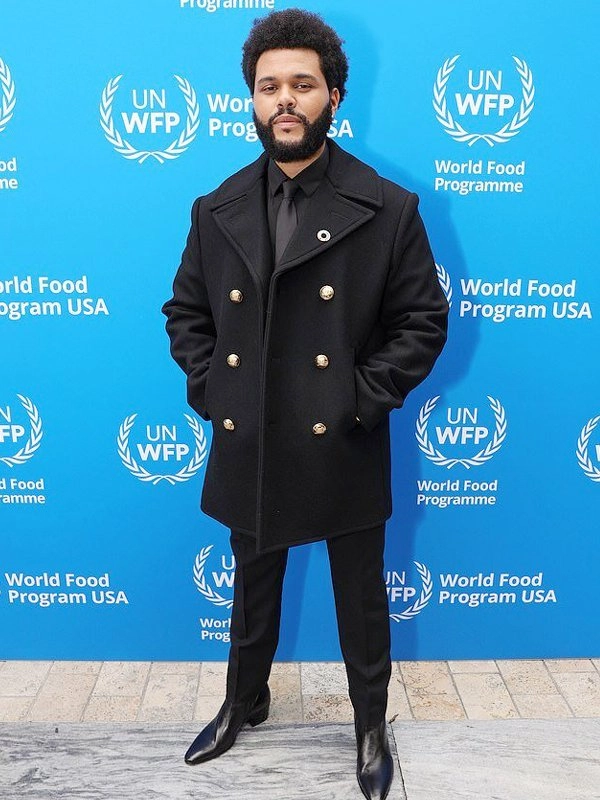 The-Weeknd-Mid-Length-Black-Coat