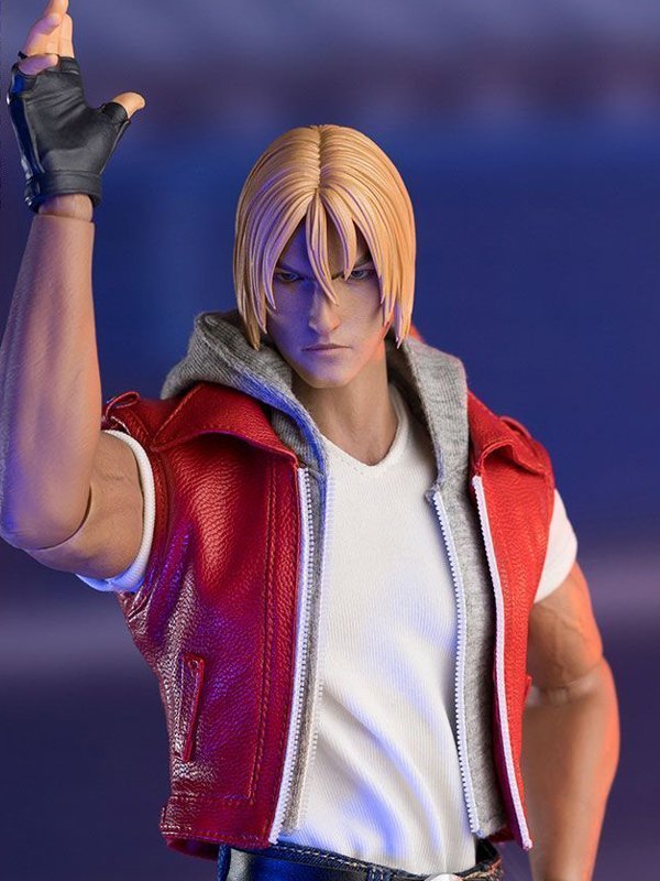 Terry-Bogard-The-Kings-Of-Fighters-Red-Leather-Vest