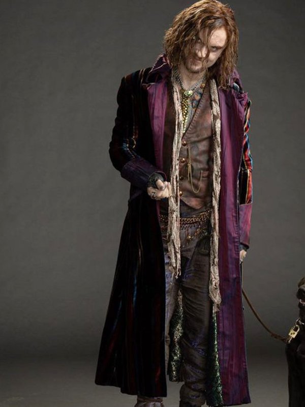 Tom-Felton-A-Babysitters-Guide-to-Monster-Hunting-Velvet-Coat