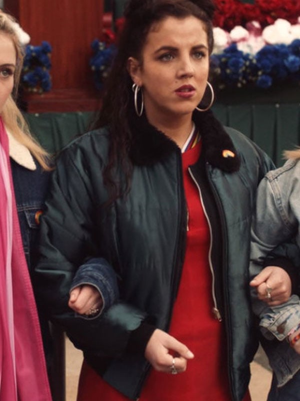 Jamie-Lee-O’Donnell-Derry-Girls-Black-Shearling-Collar-Michelle-Bomber-Jacket